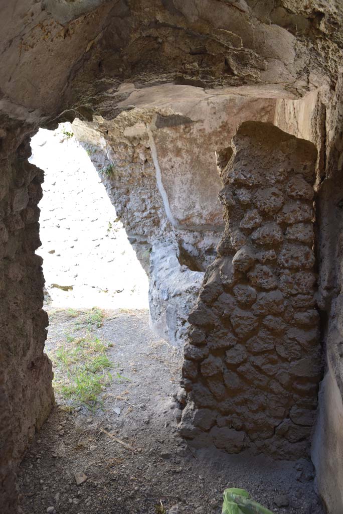 I.4.25/I.4.5 Pompeii. September 2020.
Unnumbered corridor/room, looking north from second vaulted area.
Foto Tobias Busen, ERC Grant 681269 DÉCOR.