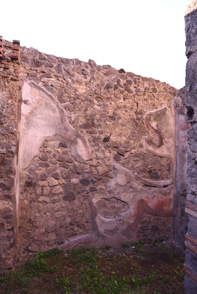 .4.25 Pompeii. October 2019. Room 61, looking towards south wall, from doorway of room 62.
Foto Tobias Busen, ERC Grant 681269 DÉCOR.