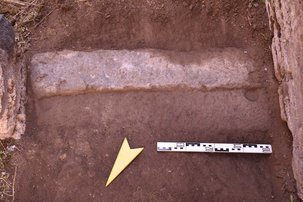 I.4.25 Pompeii. October 2019. Room 63, detail of doorway threshold into room 64.
Foto Tobias Busen, ERC Grant 681269 DÉCOR.