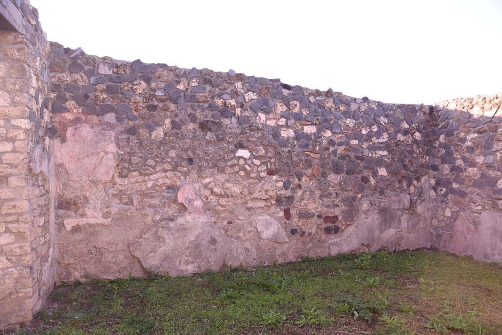 I.4.25 Pompeii. October 2019. Room 57, looking towards south wall.
Foto Tobias Busen, ERC Grant 681269 DÉCOR.