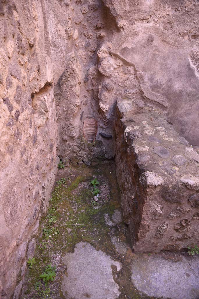I.4.26 Pompeii. October 2019.
Looking towards south-west corner of room on west side of workshop.
Foto Tobias Busen, ERC Grant 681269 DÉCOR.