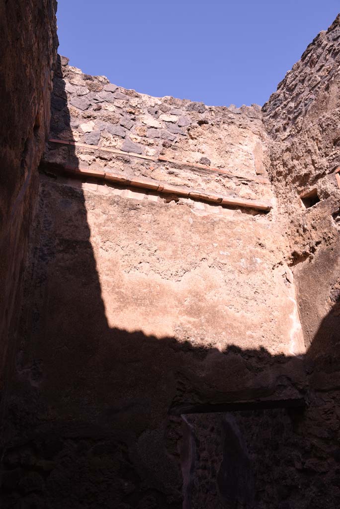 I.4.27 Pompeii. October 2019. Upper north wall.
Foto Tobias Busen, ERC Grant 681269 DÉCOR.
