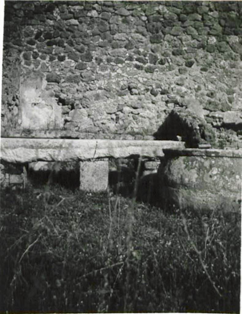 10502-warscher-codex-113-2-640.jpg
I.5.2 Pompeii. 1936, taken by Tatiana Warscher. Warscher described this picture as the table for the friction of the leather. One could see that it was made of travertine, and leaning on a capital that had been adapted for that use. See Warscher T., 1936. Codex Topographicus Pompeianus: Regio I.1, I.5. Rome: DAIR, whose copyright it remains.