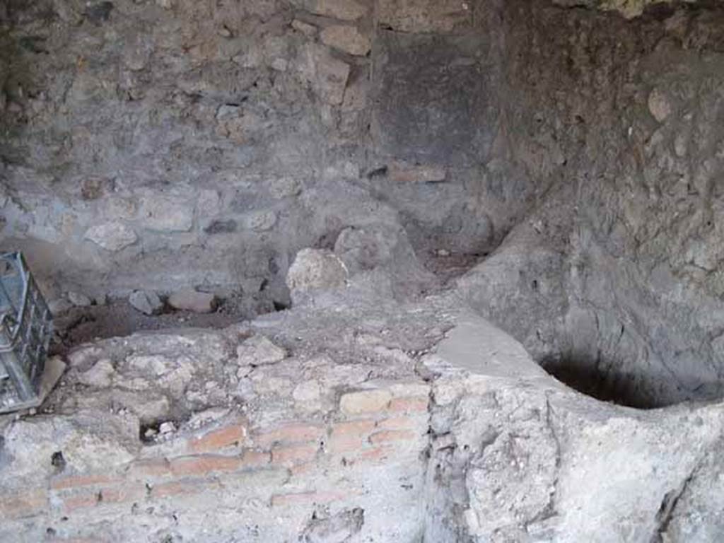 I.5.2 Pompeii. September 2010. Looking east into the sixth divided compartment, on the north end of the east portico. Photo courtesy of Drew Baker.