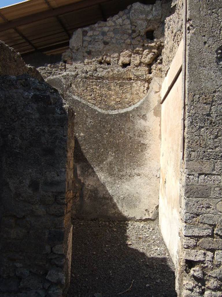 I.6.2 Pompeii. May 2006. Room on west side of the atrium.