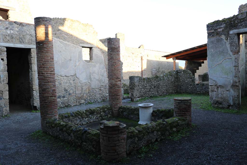 I.6.2 Pompeii. December 2018. Looking south-east across atrium. Photo courtesy of Aude Durand.