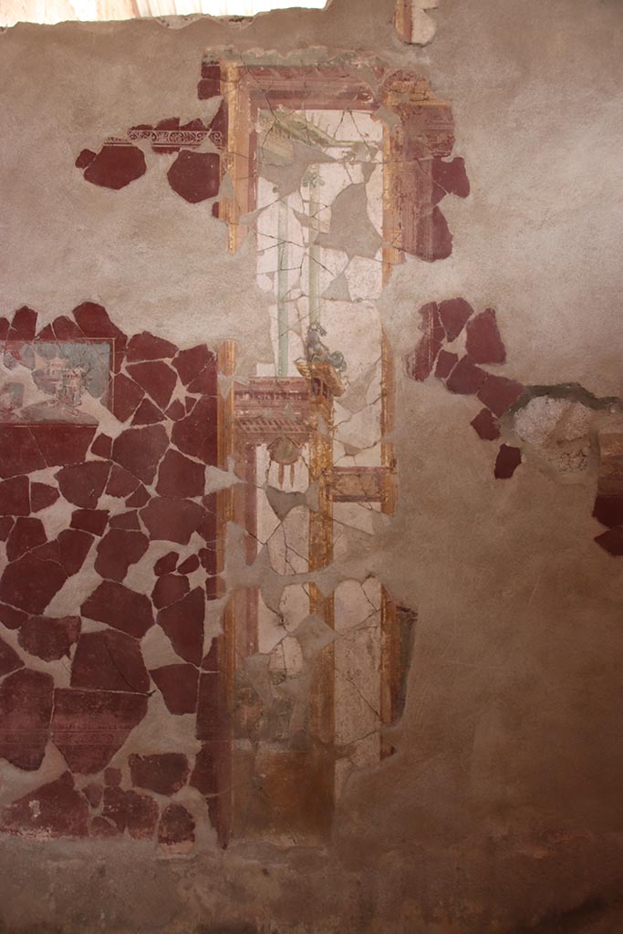 I.6.4 Pompeii. October 2024.
Room 2, detail of painted decoration from north end of east wall. Photo courtesy of Klaus Heese.