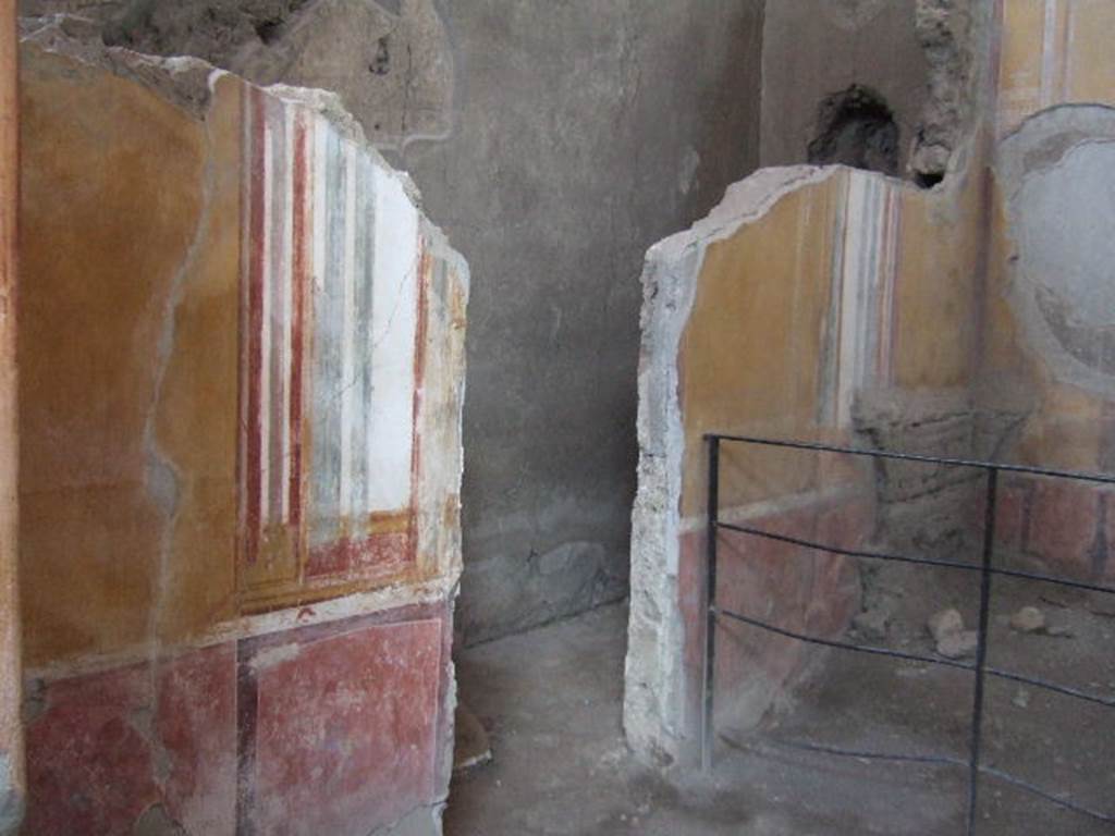 I.6.4 Pompeii. December 2005. Room 4, North wall. Entrance to area under stairs.