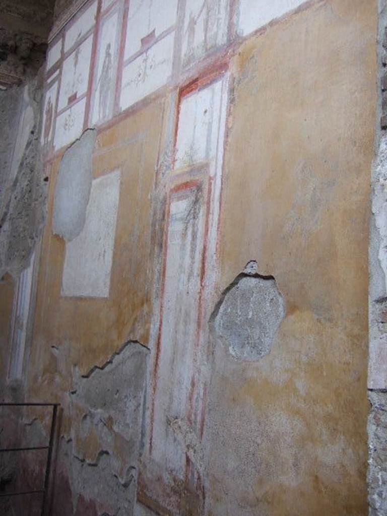 I.6.4 Pompeii. December 2005. Room 4, South wall.