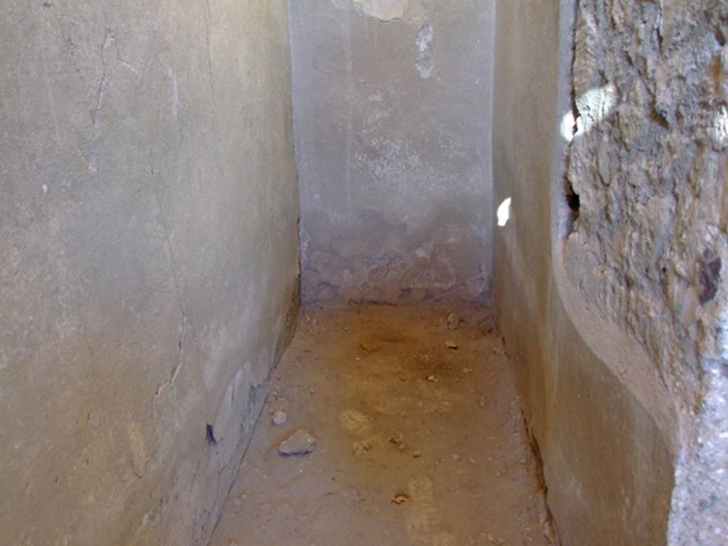 I.6.4 Pompeii. March 2009. Room 4, Area under stairs to upper floor, accessible through entrance in north wall.