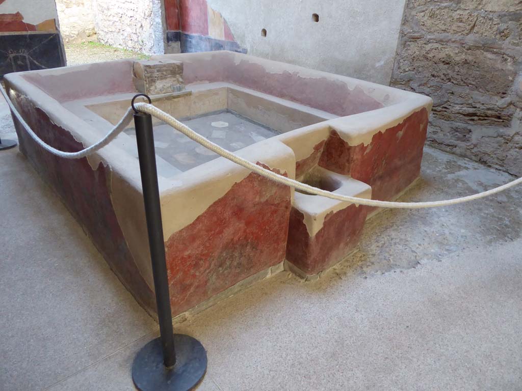 I.6.7 Pompeii. September 2015. Looking south-west across impluvium in atrium.
Foto Annette Haug, ERC Grant 681269 DÉCOR.
