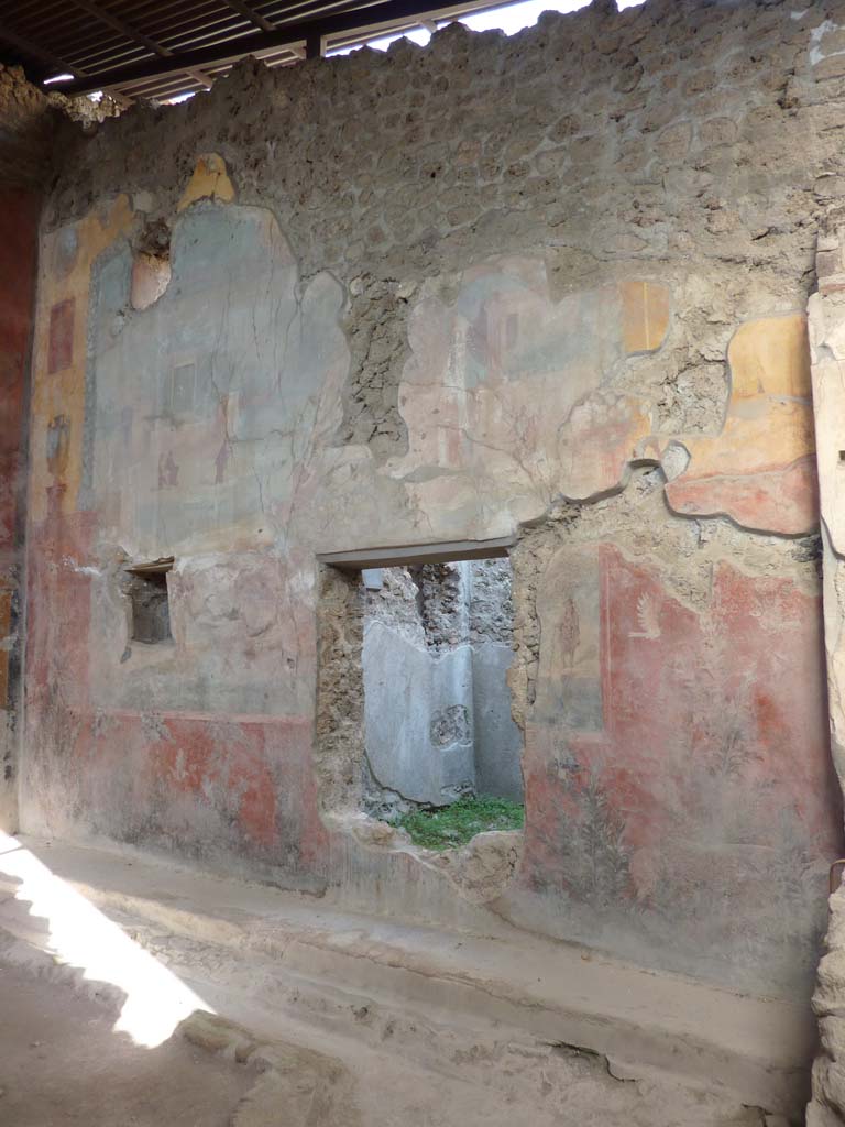 I.6.15 Pompeii. October 2014. Room 9, east wall.
Foto Annette Haug, ERC Grant 681269 DÉCOR