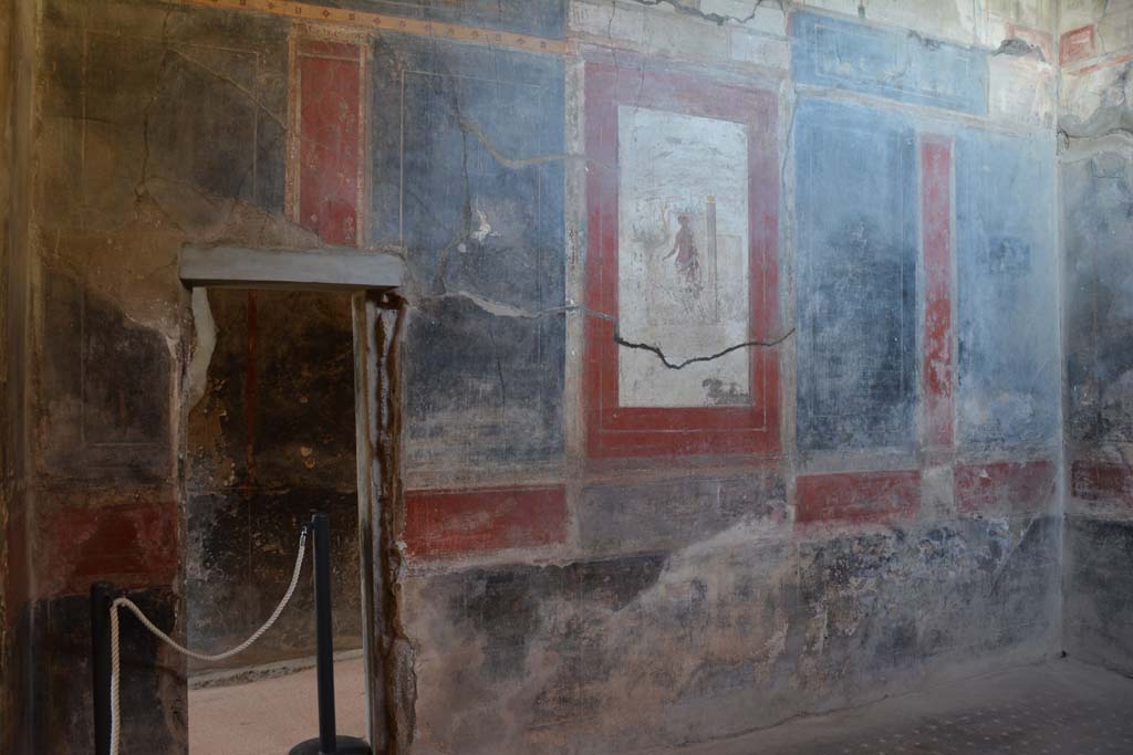 I.6.15 Pompeii. October 2019. Room 12, west wall, with doorway into corridor 7.
Foto Annette Haug, ERC Grant 681269 DÉCOR