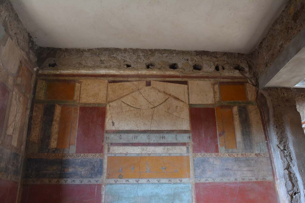 I.6.15 Pompeii. October 2019. Room 13, upper west wall.
Foto Annette Haug, ERC Grant 681269 DÉCOR