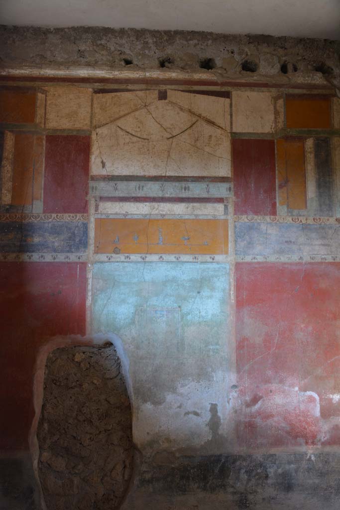 I.6.15 Pompeii. October 2019. Room 13, centre of west wall.
Foto Annette Haug, ERC Grant 681269 DÉCOR