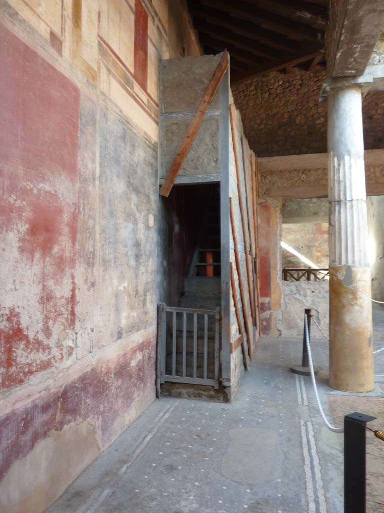 I.6.15 Pompeii. October 2014. Room 3, stairs to upper floor in north-west corner of atrium.
Foto Annette Haug, ERC Grant 681269 DÉCOR