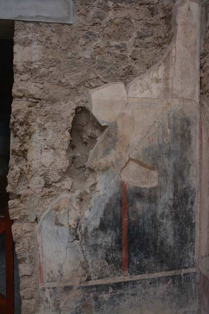 I.6.15 Pompeii. March 2019. South wall on west side of doorway to tablinum 6, on south portico.
Foto Annette Haug, ERC Grant 681269 DÉCOR