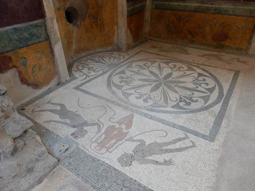 I.6.16 Pompeii. May 2017. Looking east across the mosaic flooring.
Photo courtesy of Buzz Ferebee.