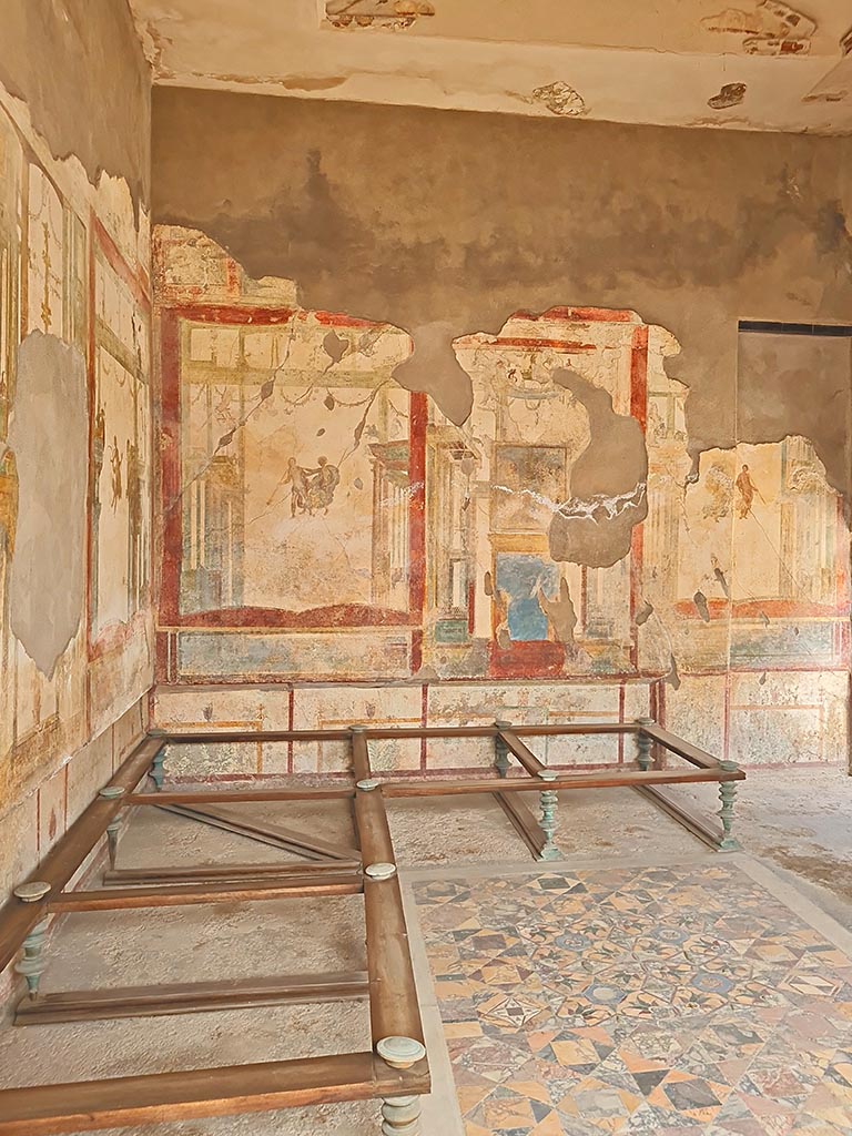I.7.11 Pompeii. September 2024.
Looking towards north wall of triclinium. Photo courtesy of Giuseppe Ciaramella.