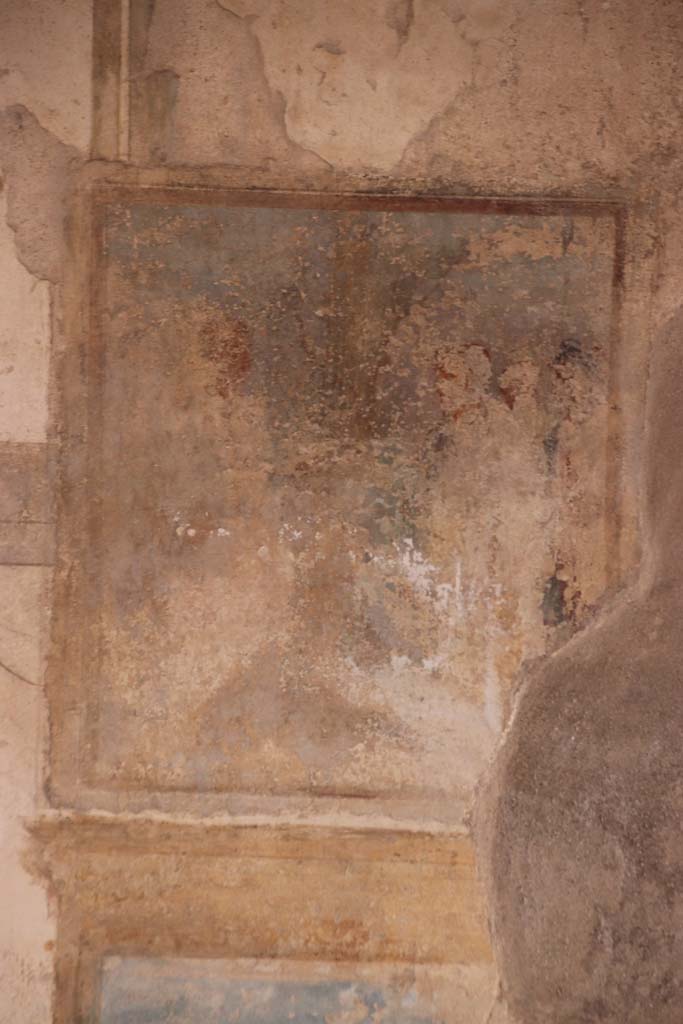 I.7.11 Pompeii. September 2021.
Central wall painting from north wall of triclinium. Photo courtesy of Klaus Heese.
According to PPM – this painting was already unrecognisable at the time of its excavation.
See Carratelli, G. P., 1990-2003. Pompei: Pitture e Mosaici: Vol. I. Roma: Istituto della enciclopedia italiana, p.677, no.104.