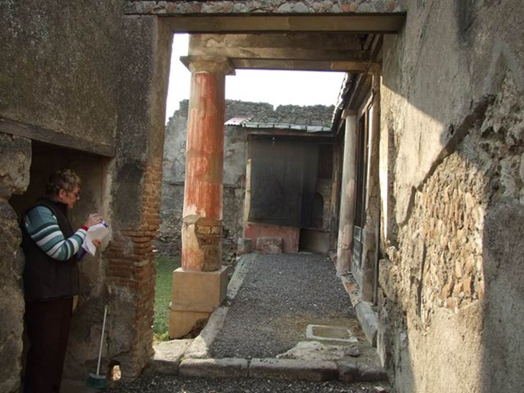 I.7.12 Casa dell’ Efebo or Domus P. Cornelius Tages. View west from entrance.