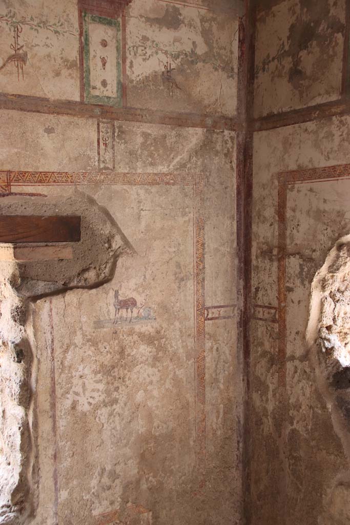 I.7.12 Pompeii. September 2021.
Looking towards south-west corner of cubiculum. Photo courtesy of Klaus Heese.