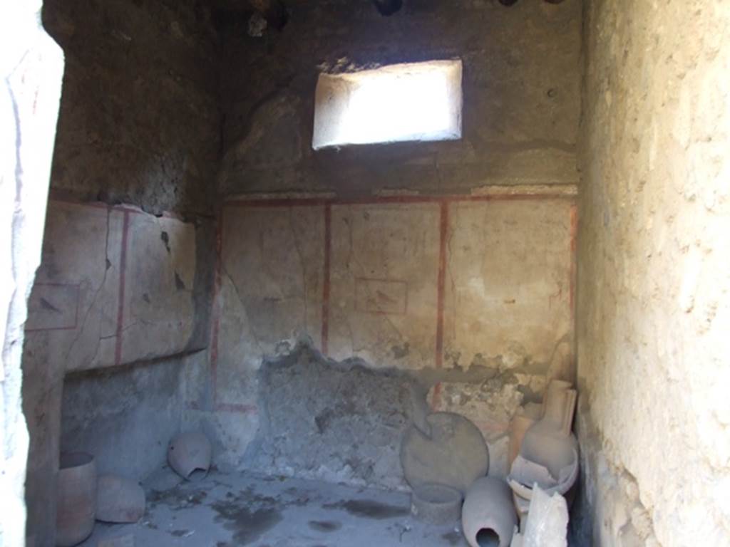 I.8.9 Pompeii. March 2009. Room 4, looking east across cubiculum from doorway.
