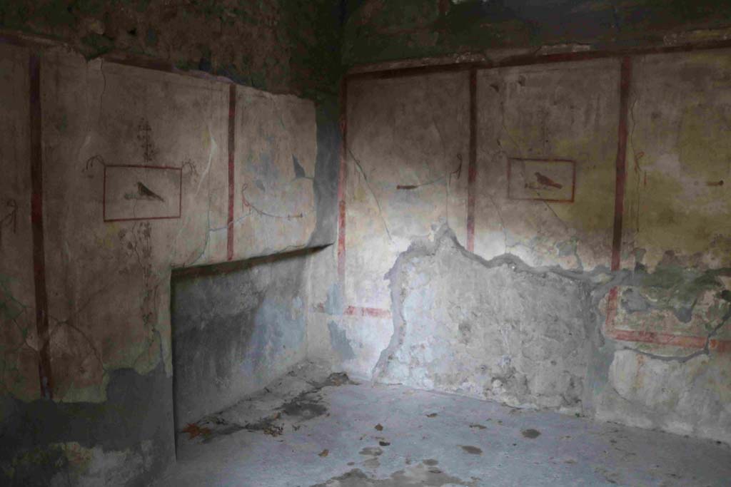 I.8.9 Pompeii. December 2018. Room 4, looking towards recess in north wall of cubiculum in north-east corner. Photo courtesy of Aude Durand.