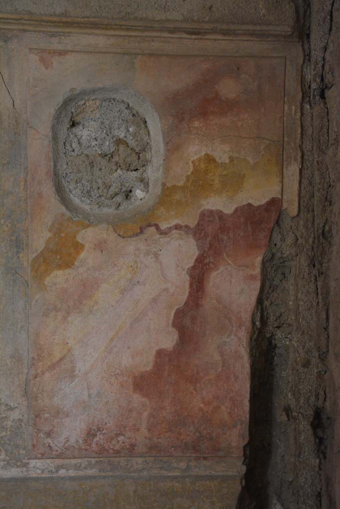 I.8.17 Pompeii. March 2019. Room 15, detail from west wall of alcove at north end.
Foto Annette Haug, ERC Grant 681269 DÉCOR.