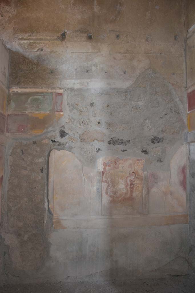 I.8.17 Pompeii. October 2019. Looking towards north wall of alcove.
Foto Annette Haug, ERC Grant 681269 DÉCOR.