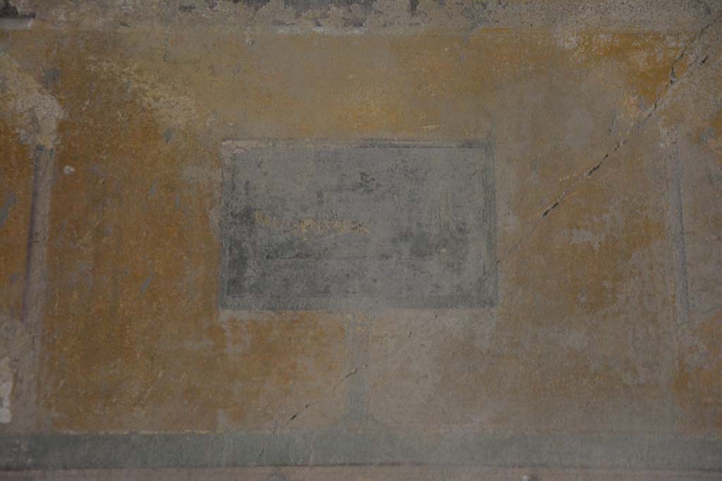 I.8.17 Pompeii. March 2019. Room 9, painted panel (of bird with fruit?) from upper south wall at east end.
Foto Annette Haug, ERC Grant 681269 DÉCOR.