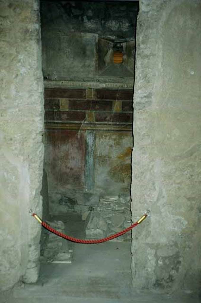 I.8.17 Pompeii. June 2010.
Doorway to room 12. Photo courtesy of Rick Bauer.