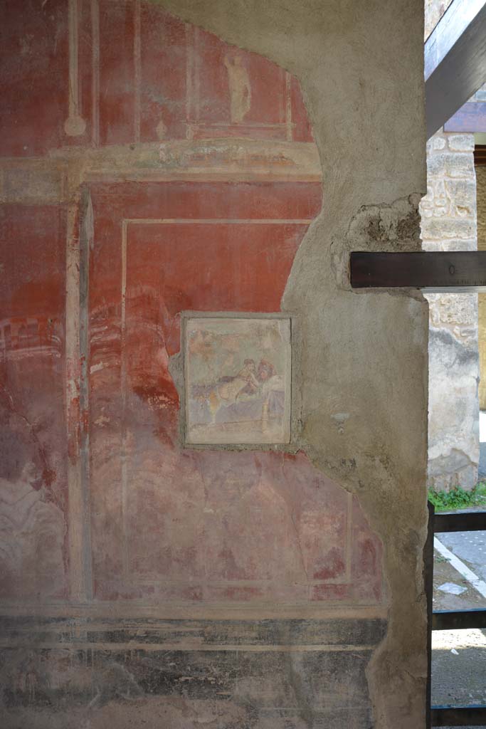 I.9.1 Pompeii. October 2019.
Room 11, south wall with wall painting, with doorway to ala, on right.
Foto Annette Haug, ERC Grant 681269 DÉCOR.