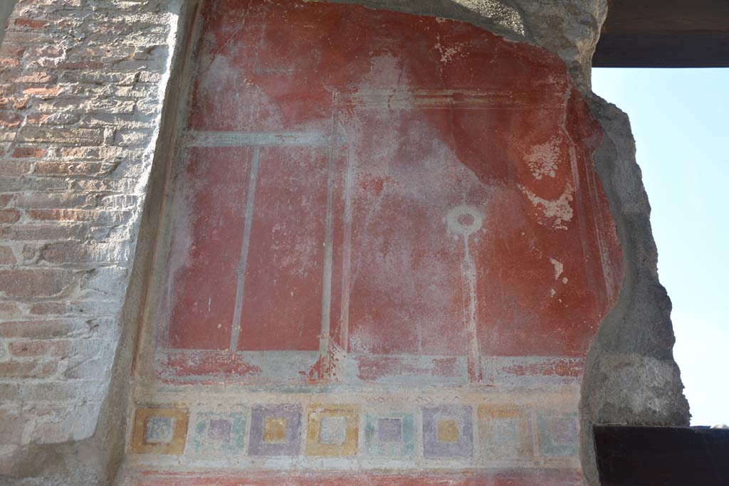 I.9.1 Pompeii. October 2019. Room 11, upper west wall south of doorway to atrium.
Foto Annette Haug, ERC Grant 681269 DÉCOR.