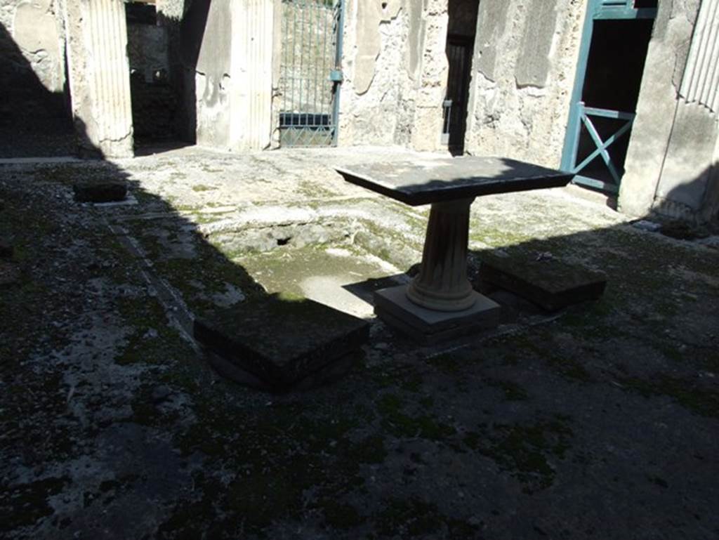 I.9.5 Pompeii. March 2009. Room 3. Atrium. Looking north across impluvium.