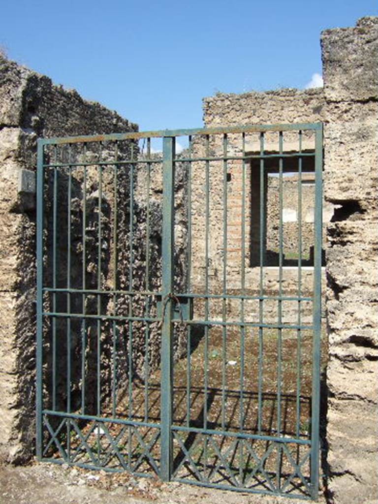I.9.12 Pompeii. September 2005. Entrance.