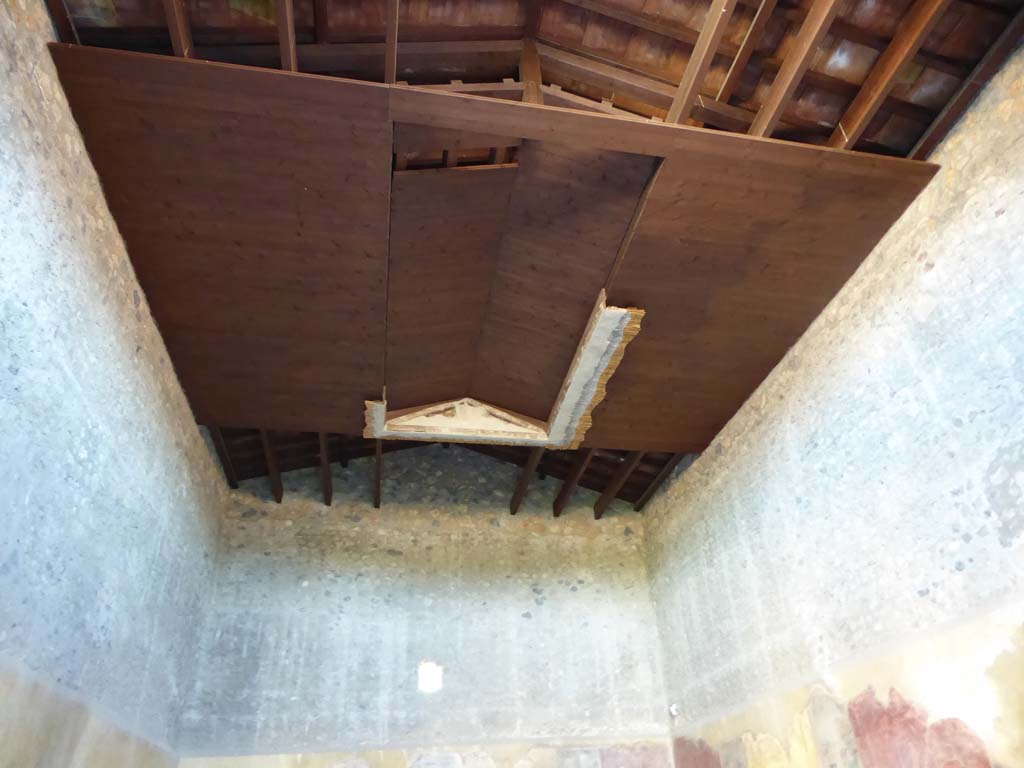 I.10.4 Pompeii. September 2017. Room 18, reconstructed ceiling.
Foto Annette Haug, ERC Grant 681269 DÉCOR.