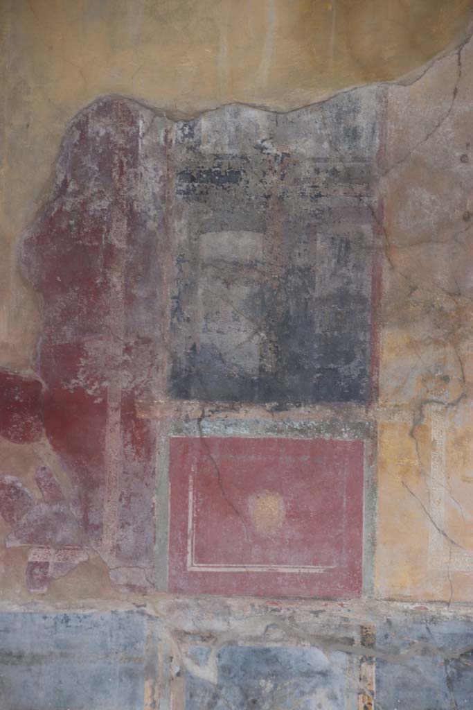 I.10.4 Pompeii, September 2021.
Room 18, painted panel from north side of east wall. Photo courtesy of Klaus Heese.