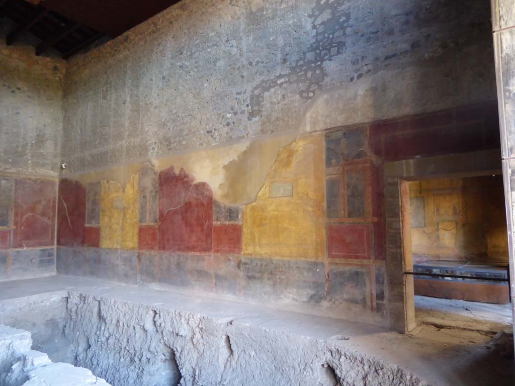 I.10.4 Pompeii. September 2017. Room 18, looking towards south wall.
Foto Annette Haug, ERC Grant 681269 DÉCOR.
