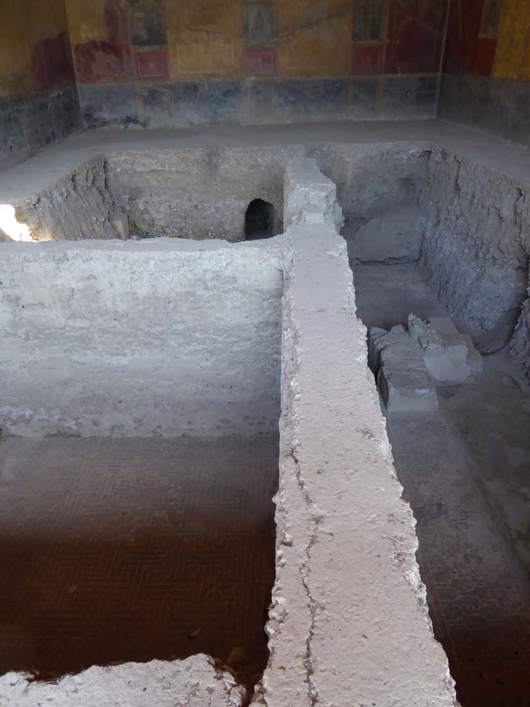 I.10.4 Pompeii. September 2018. Room 18, looking east across rooms below the floor level.
On the right of the photo is the mosaic floor as seen by Pernice, below.
Foto Annette Haug, ERC Grant 681269 DÉCOR.