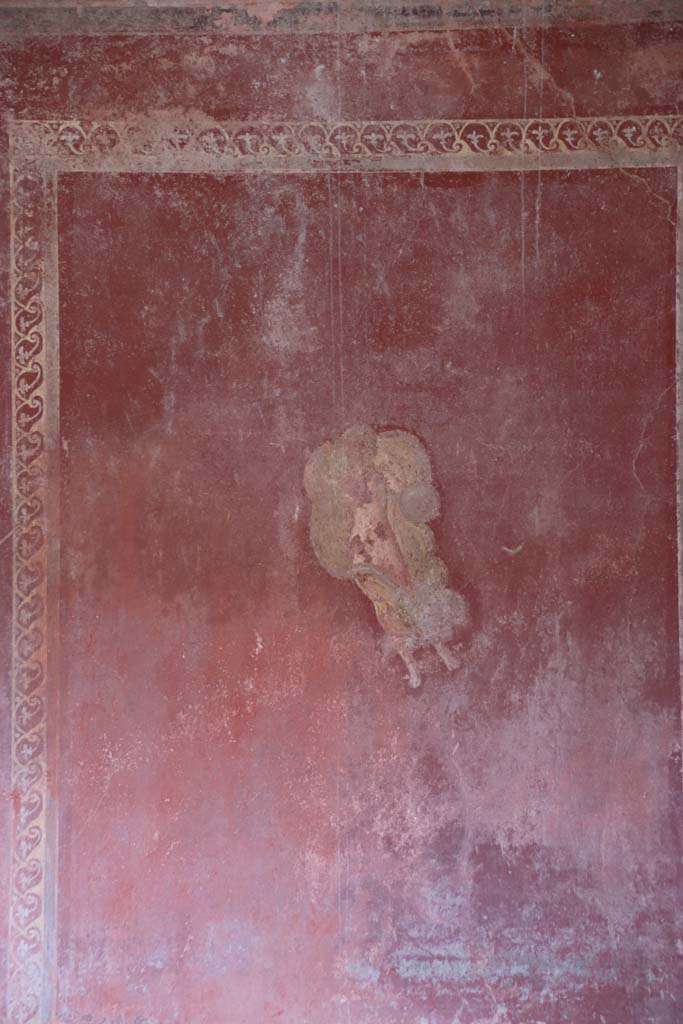 I.10.4 Pompeii. September 2021.
Room 15, painted “flying figure” from centre of south panel on east wall. Photo courtesy of Klaus Heese.