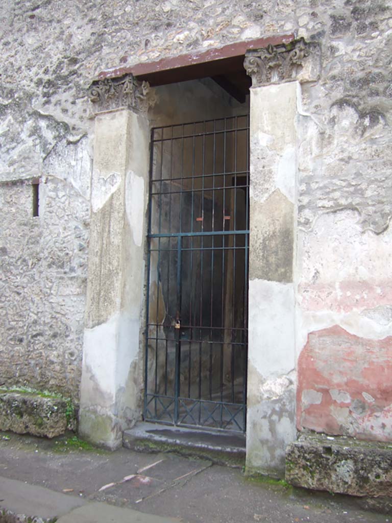 I.10.4 Pompeii. December 2005. Entrance.
For details of “finds” from this house,
See Allison, P.M. (2006). The Insula of the Menander at Pompeii: Vol. III The finds, Clarendon Press, Oxford, (p.56-153, & p.298-334, & Suppl. p.258-274).
See Online Companion with list of finds and photographs for I.10.4.