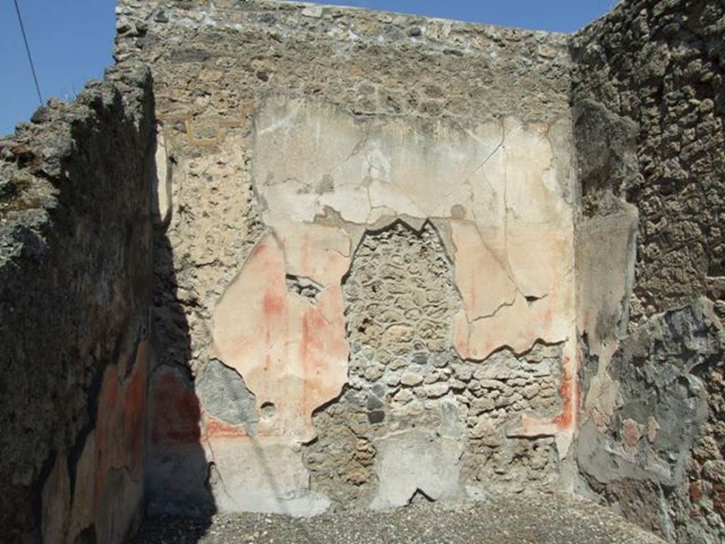 I.10.8 Pompeii. March 2009. Room 10, north wall of triclinium.