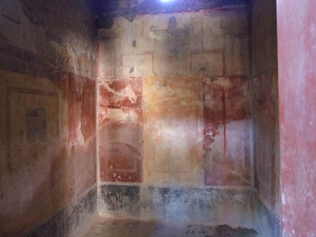 I.10.11 Pompeii. March 2009. Room 9. Cubiculum. West wall.