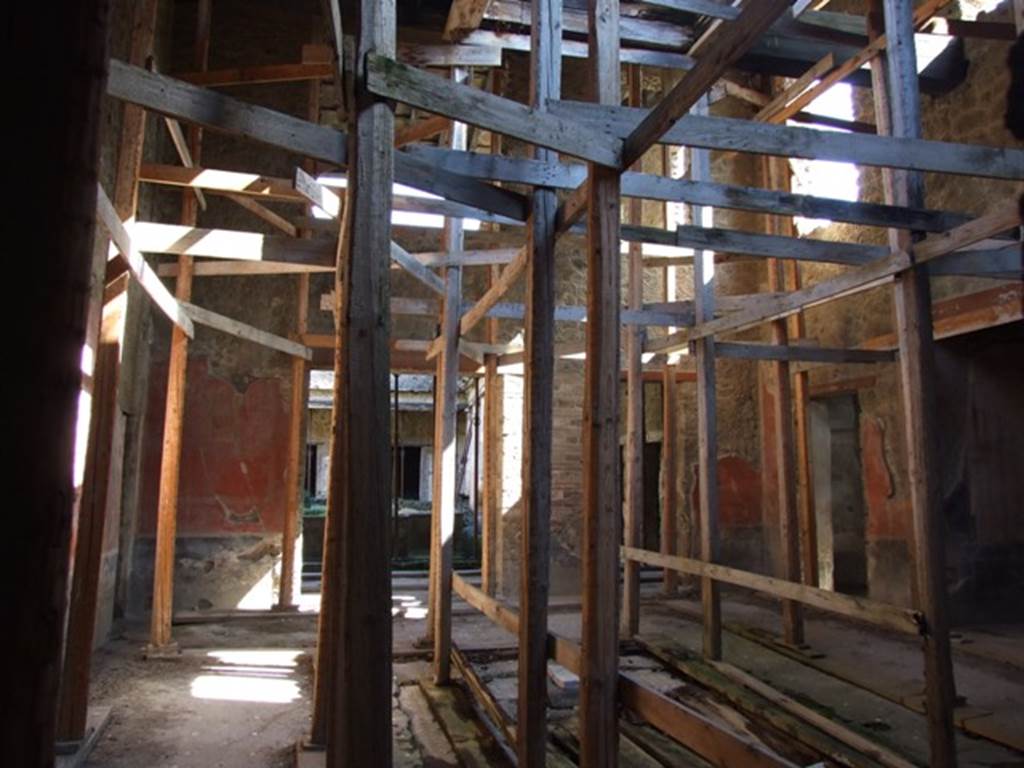 I.10.11 Pompeii. March 2009. Room 2. Atrium. Looking east to peristyle and upper floors.