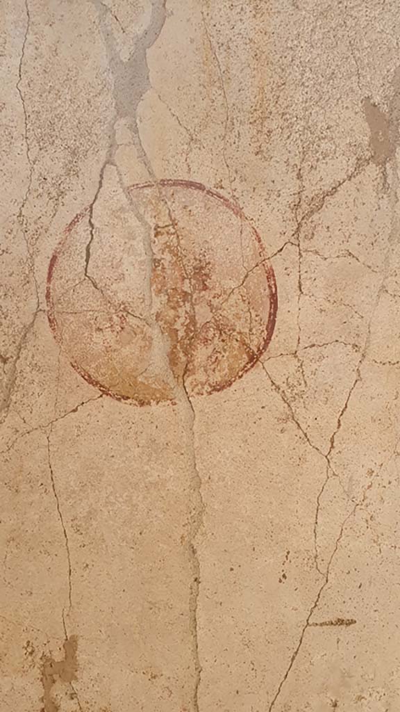 I.11.1 Pompeii. July 2021.
Painted medallion in south wall of cubiculum, recognised by Della Corte as Diana.
Foto Annette Haug, ERC Grant 681269 DÉCOR.