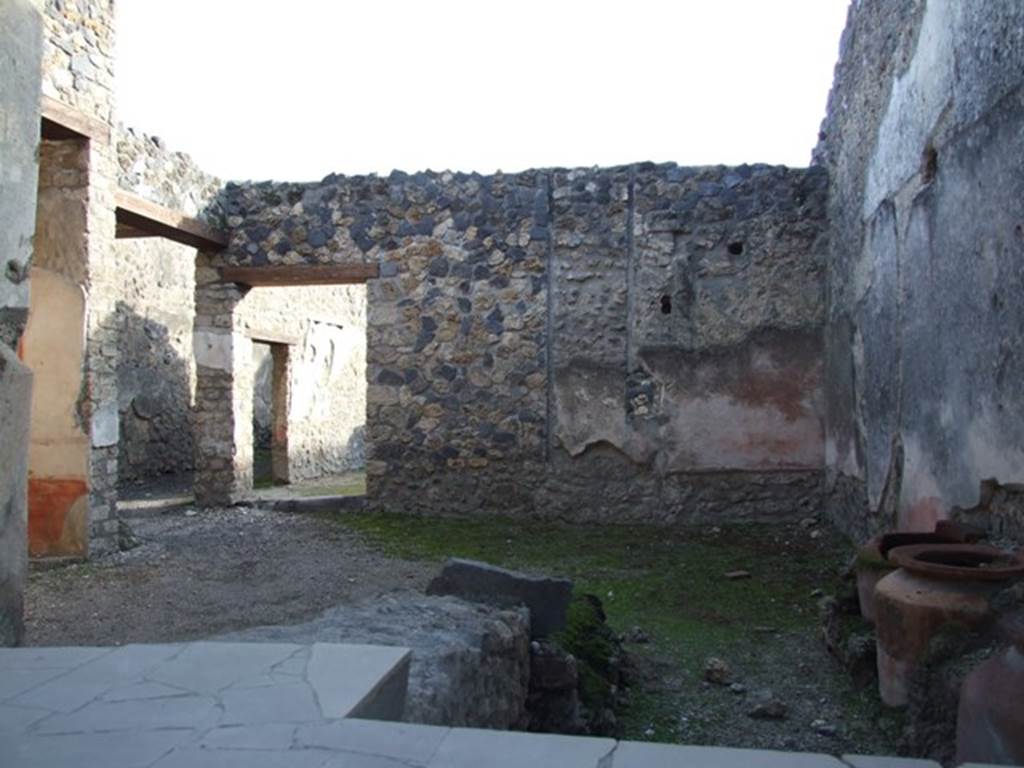 I.11.1 Pompeii. Caupona. Looking towards the south wall.