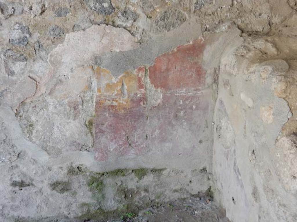 I.11.7 Pompeii. May 2015. East wall of the shop.
Photo courtesy of Buzz Ferebee.