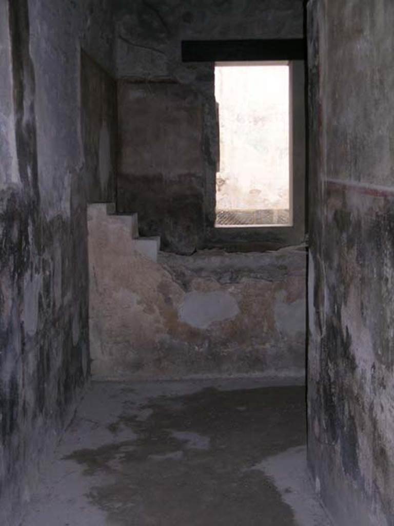 I.11.16 Pompeii. April 2004. Looking east. Photo courtesy of Nicolas Monteix.