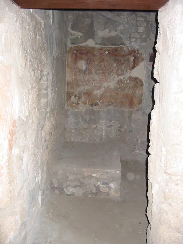 I.12.3 Pompeii. May 2003.
Room 4, kitchen with water basin. Looking east. Photo courtesy of Nicolas Monteix.